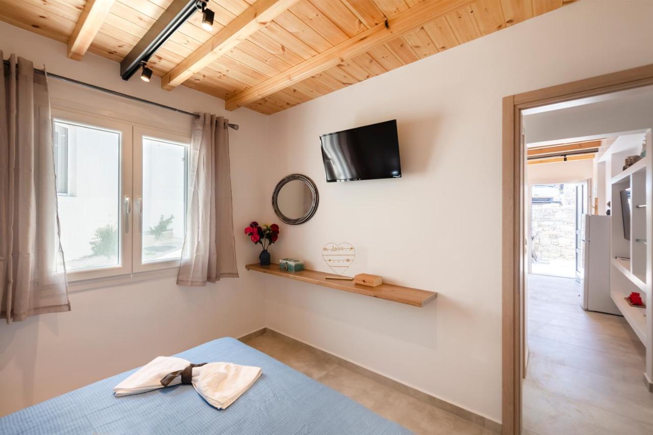 Blue View Villa Apartment #3 With Jacuzzi Parasporos Exterior photo
